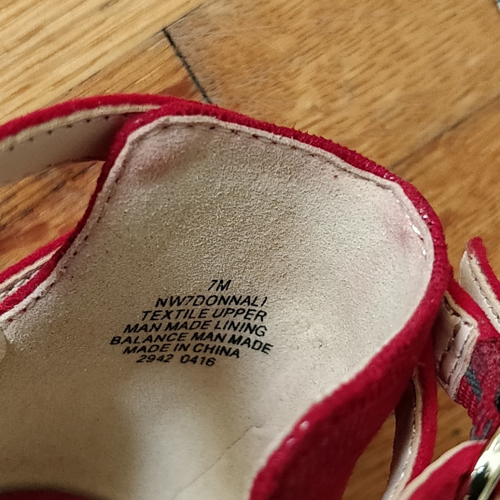 Nine West Red Suede Peep Toe high heels - Picture 7 of 8